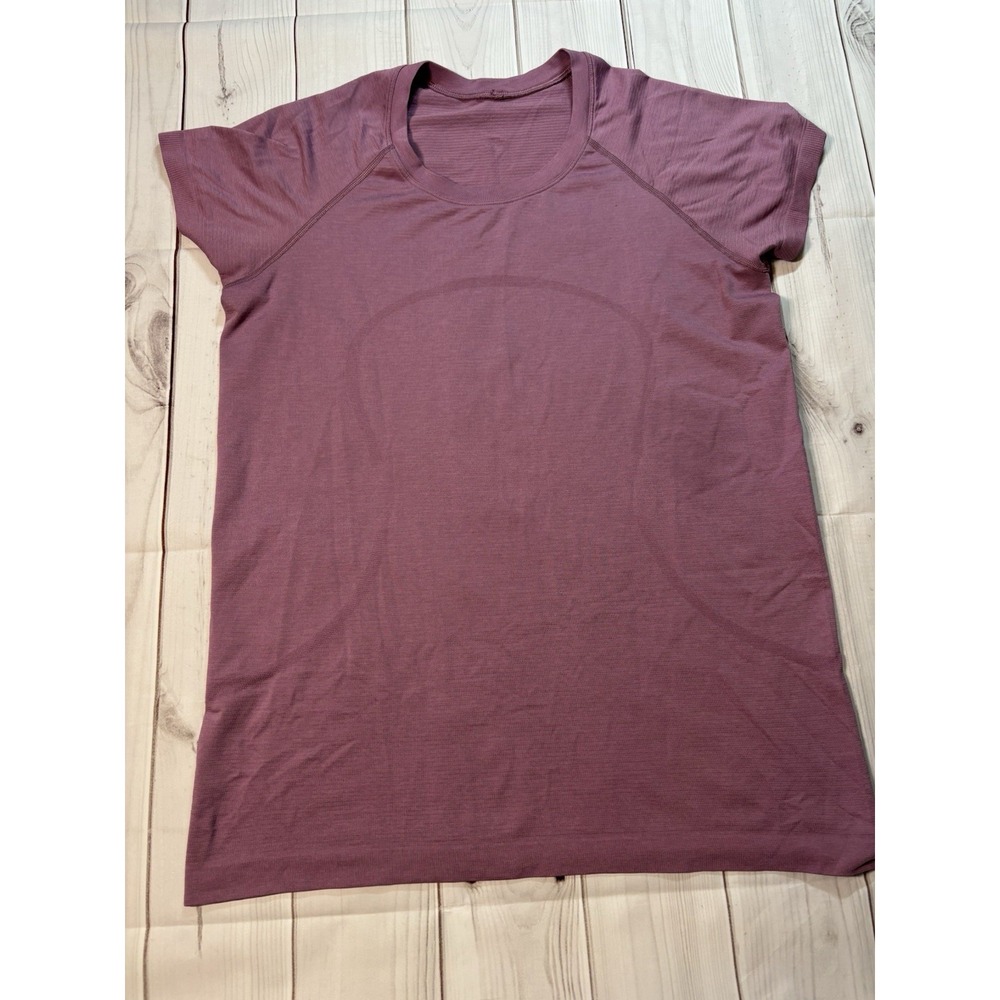 Women's Lululemon Swiftly Tech Short Sleeve Crew Dusty Mauve Size 10